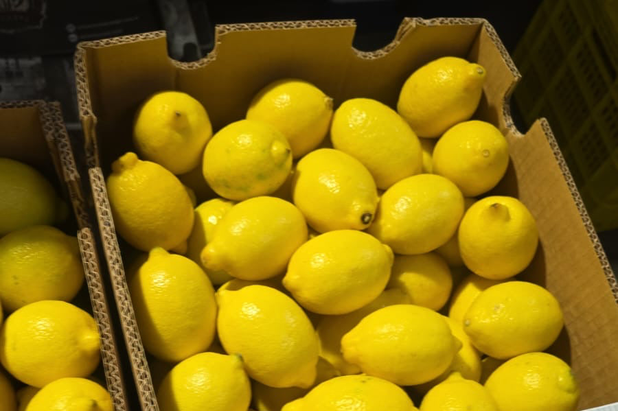 Seedless Fresh Lemon